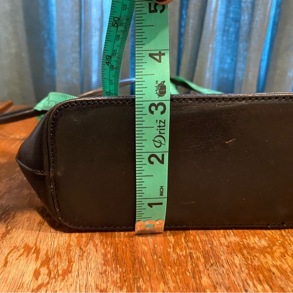 HOBO Shiny Black Leather Crossbody Bag - Picture 9 of 9